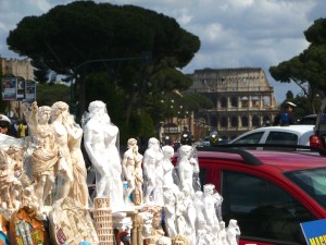 Rome_Statues_Everywhere_inside0